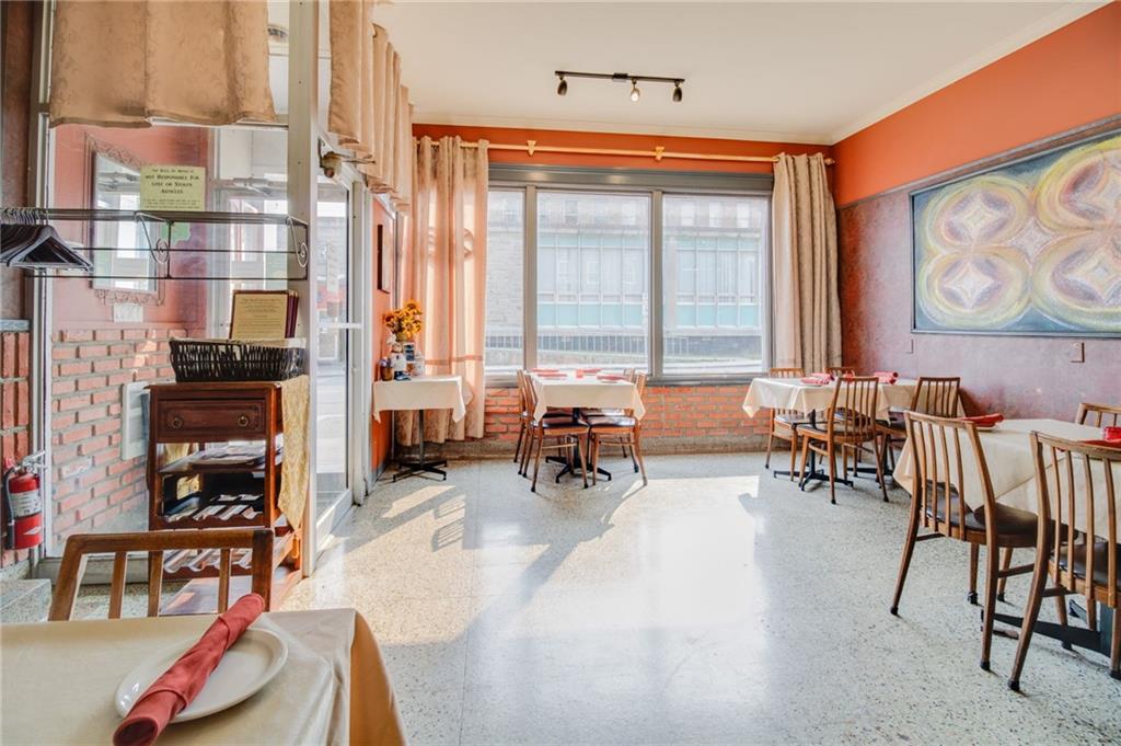 25-27 BUELL Street