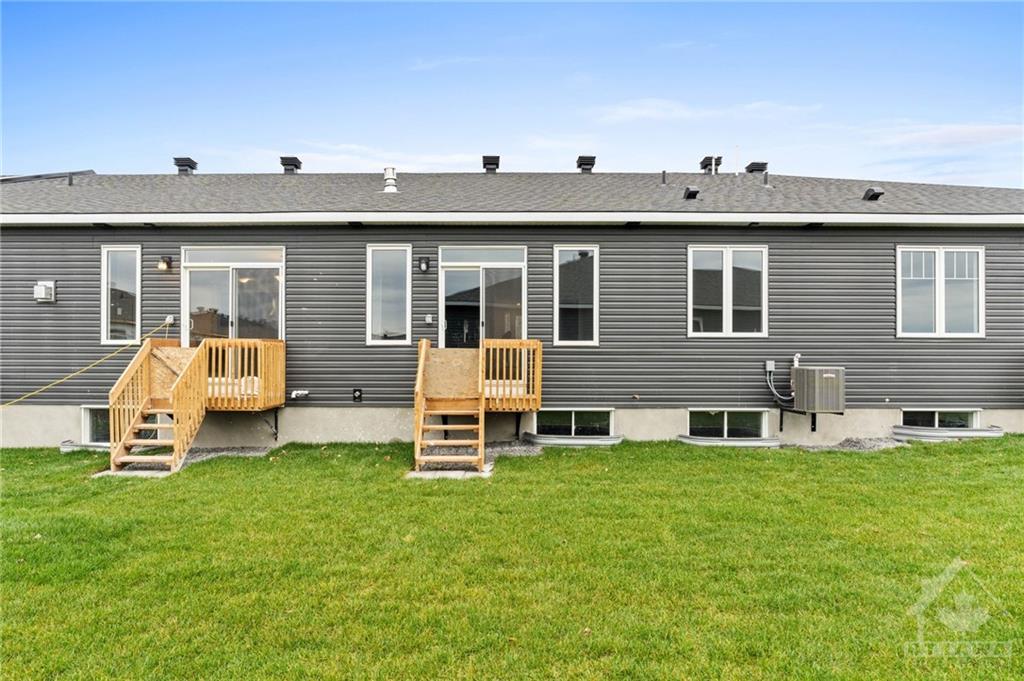 816 COMPANION Crescent