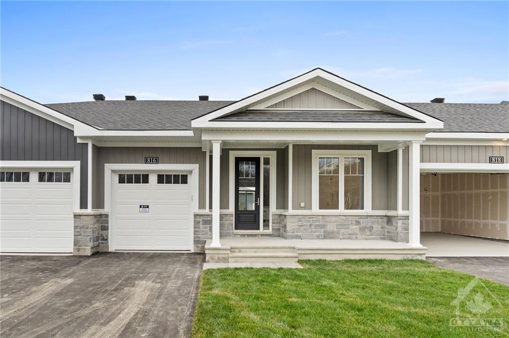 816 COMPANION Crescent