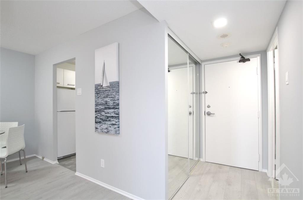 475 LAURIER Avenue W, #1206