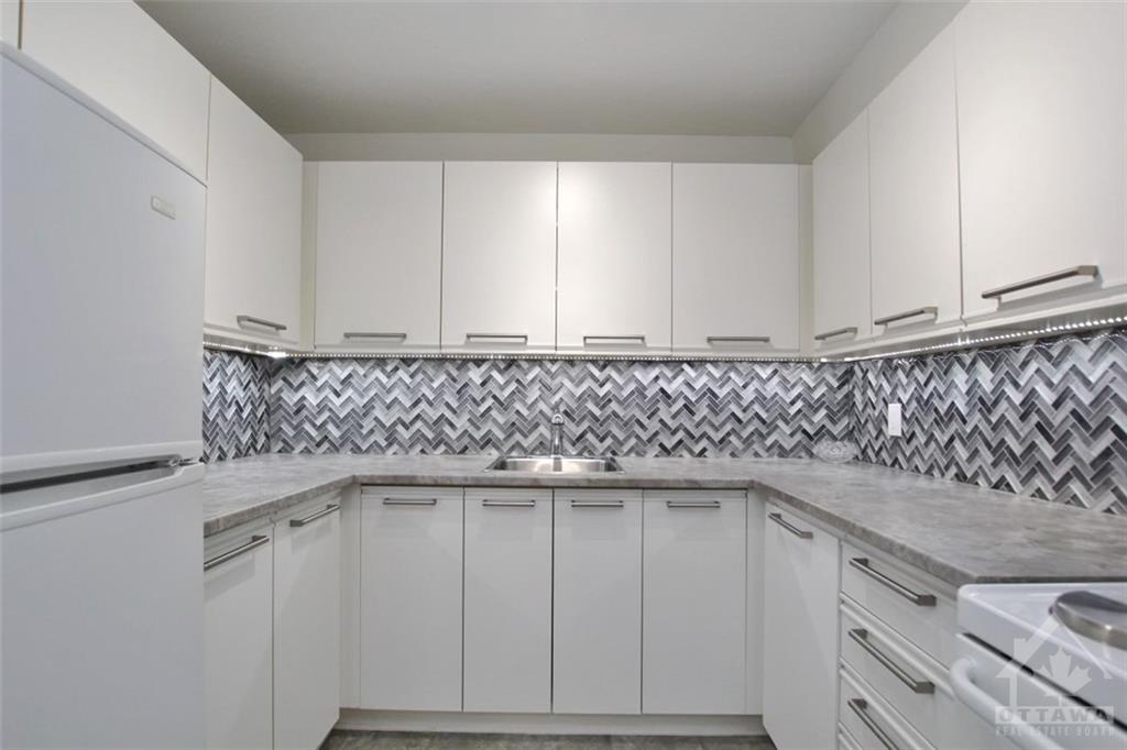 475 LAURIER Avenue W, #1206