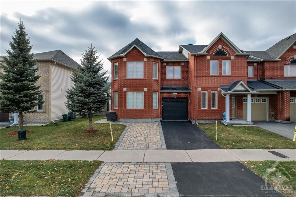 237 LEAMINGTON Way
