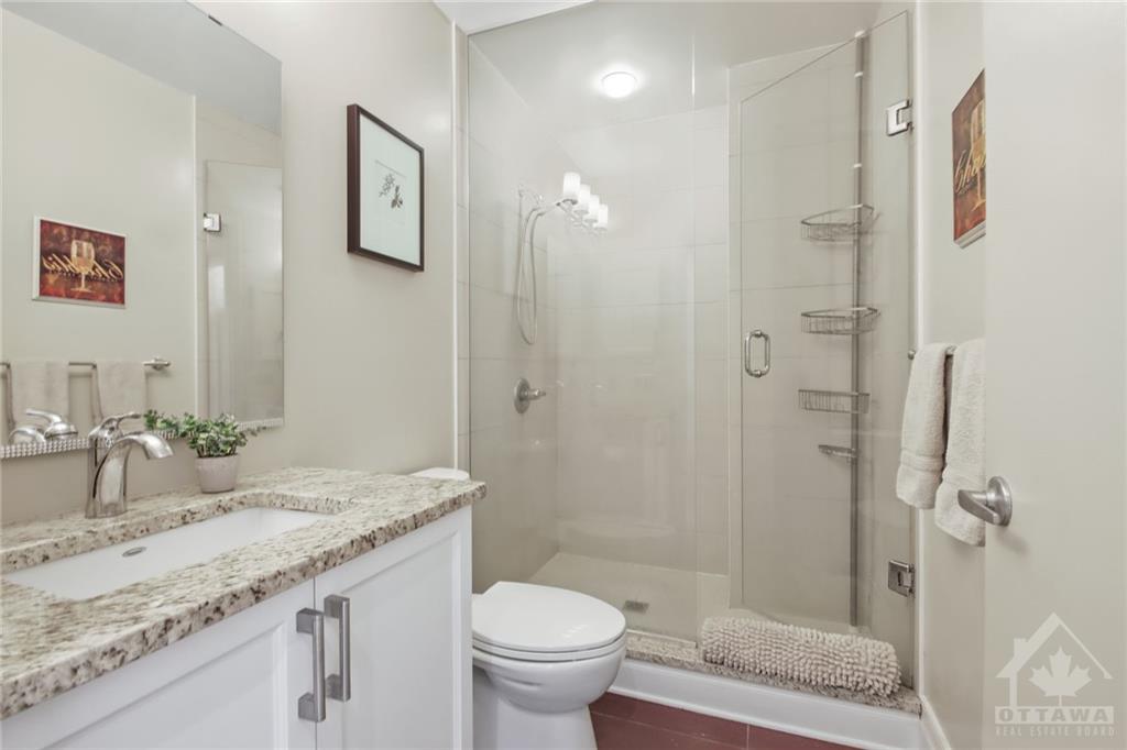 327 BREEZEHILL Avenue, #502