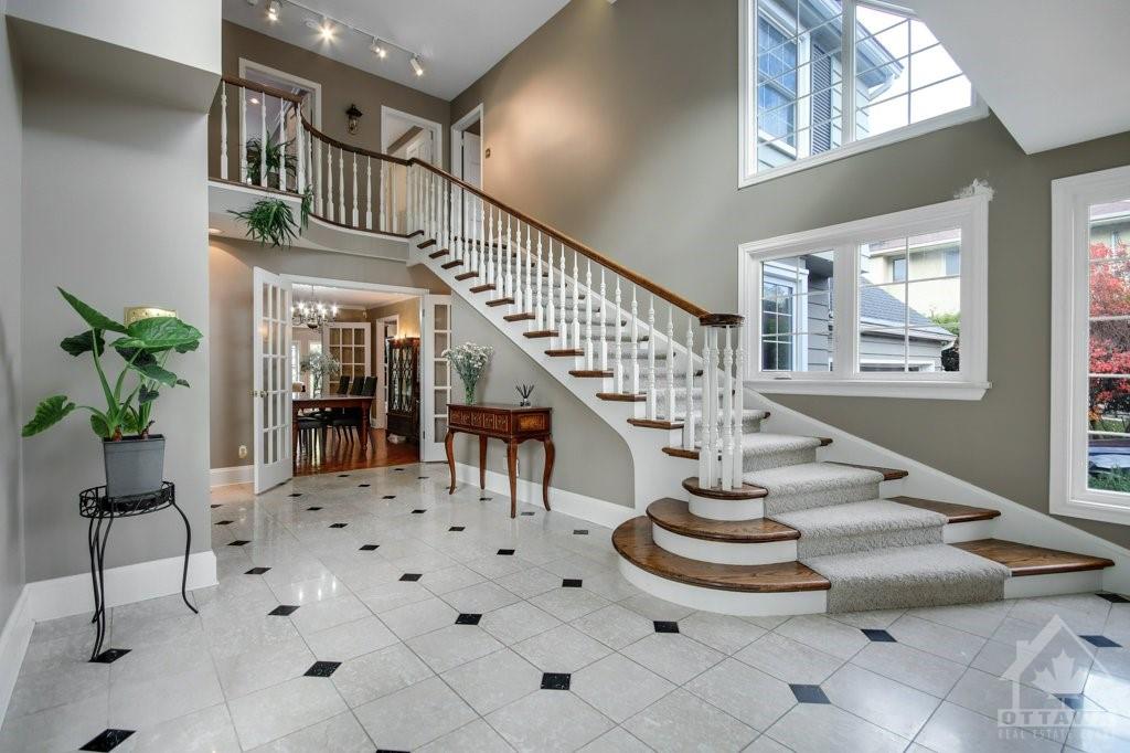 541 MONTAGU Place