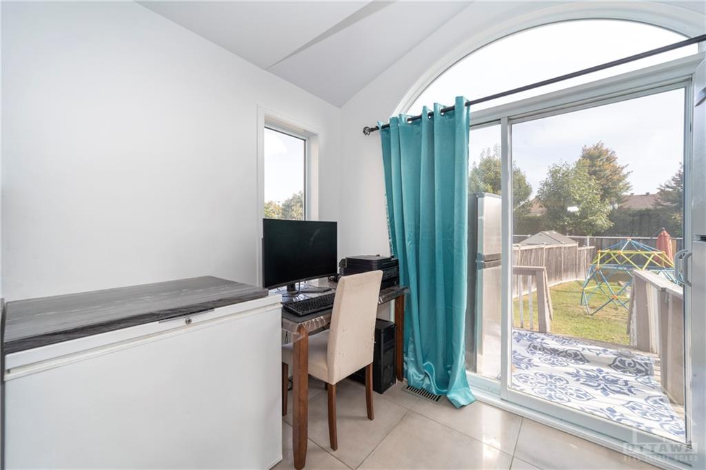 2225 BROCKSTONE Crescent