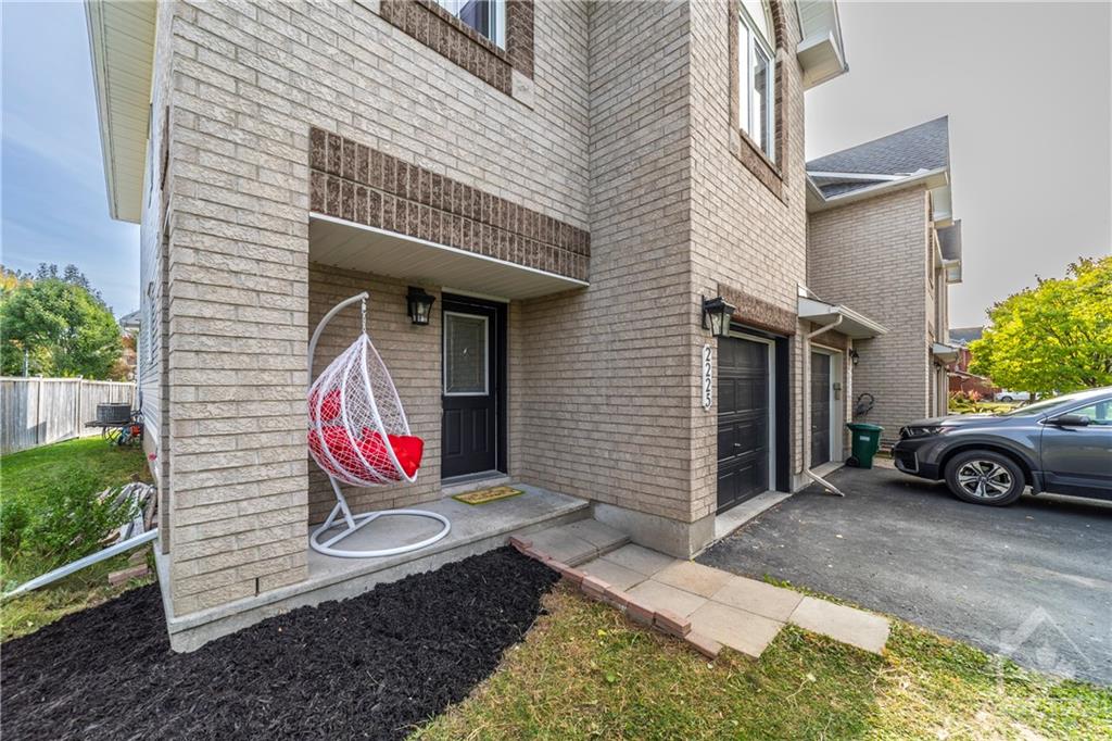 2225 BROCKSTONE Crescent