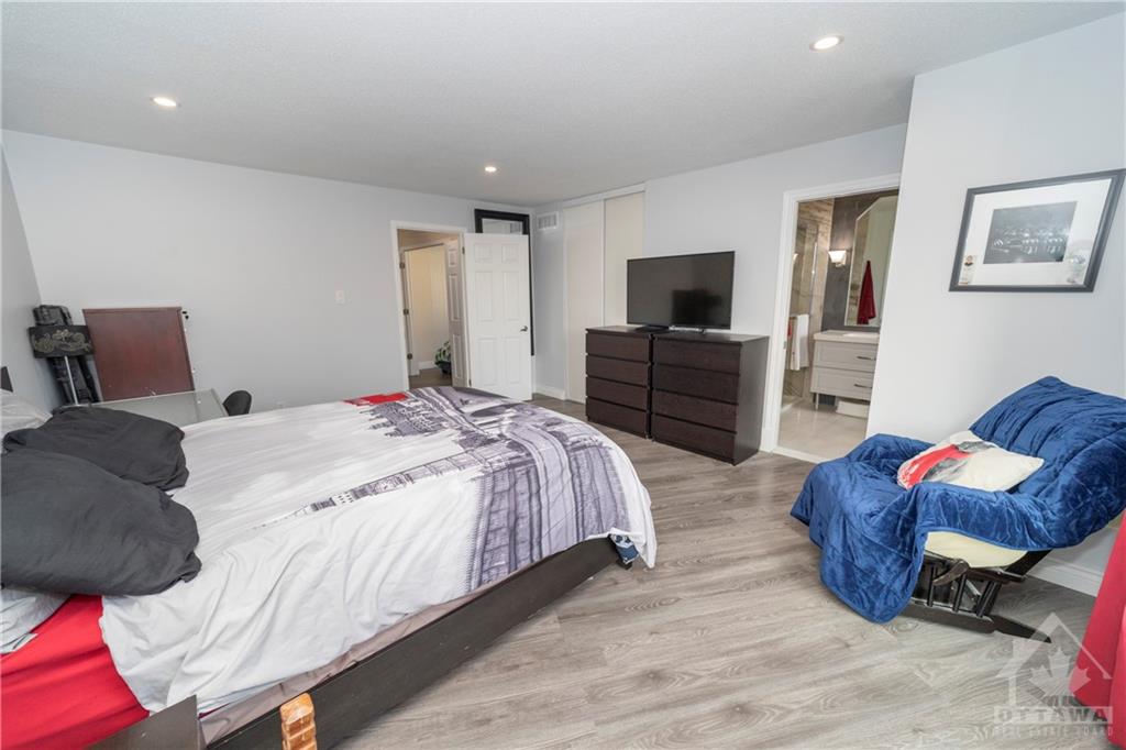 2225 BROCKSTONE Crescent