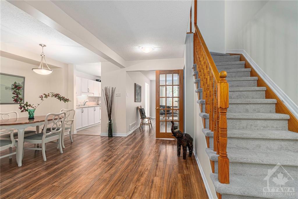 10 WOODBURY Crescent