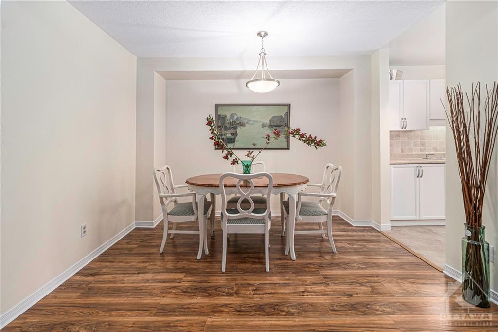 10 WOODBURY Crescent