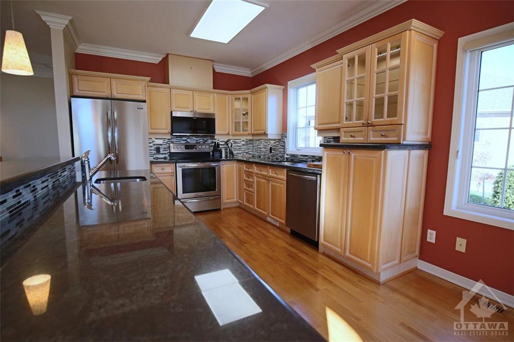 16 KINMOUNT Private