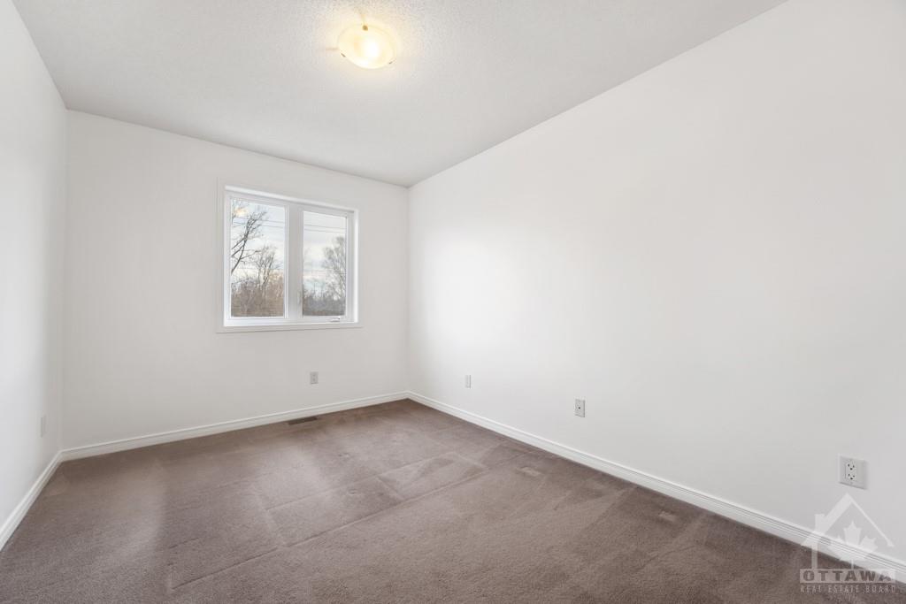298 MACOUN Circle