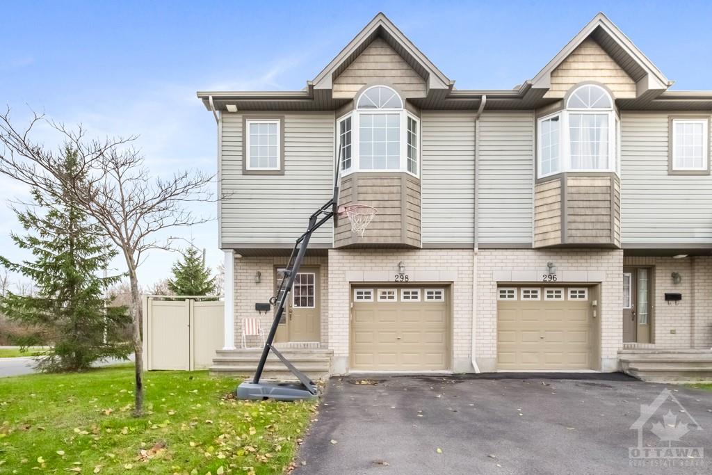 298 MACOUN Circle