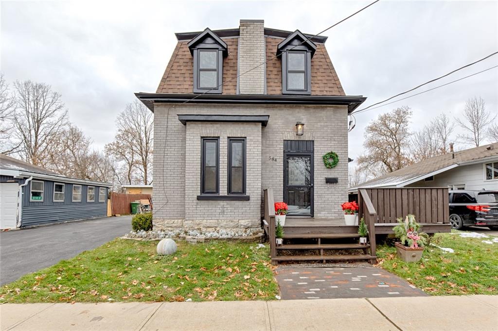 584 MOFFAT Street