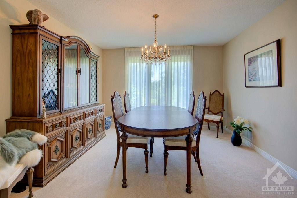 13 EAGLE ROCK Way