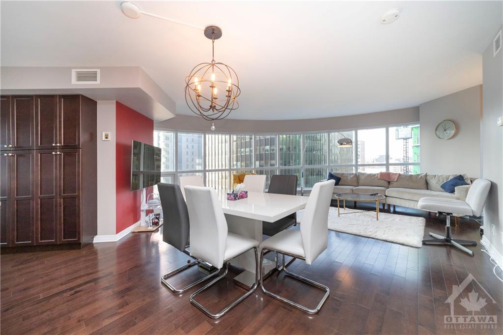 242 RIDEAU Street, #901