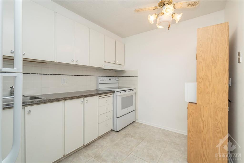 415 GREENVIEW Avenue, #309