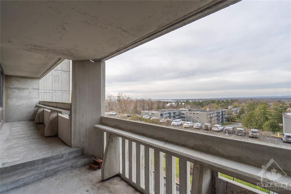 415 GREENVIEW Avenue, #309