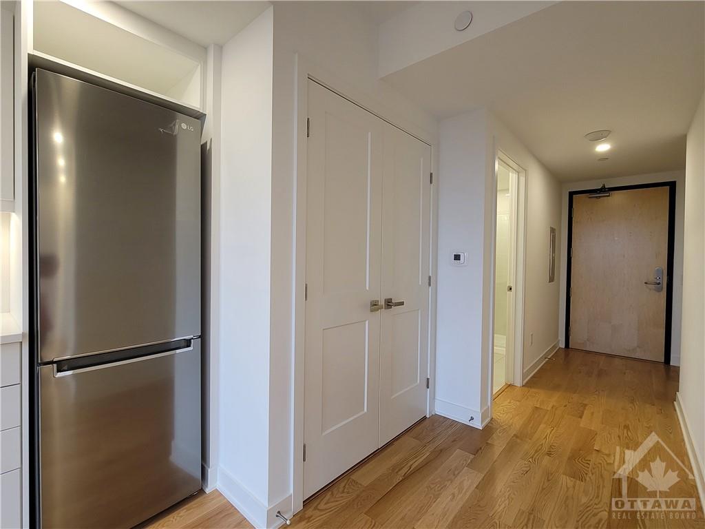 340 QUEEN Street, #1708
