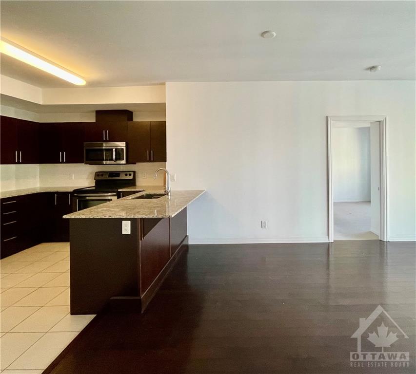 242 RIDEAU Street, #1802