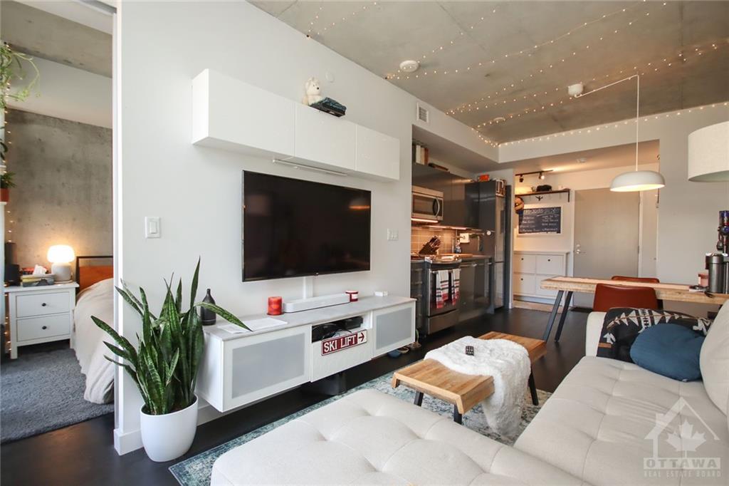 224 LYON Street, #815