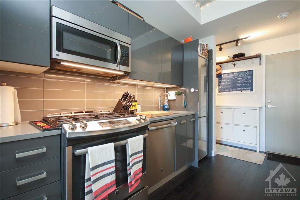 224 LYON Street, #815