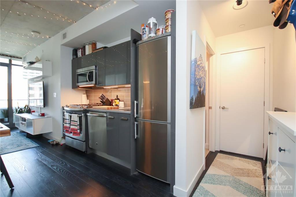 224 LYON Street, #815