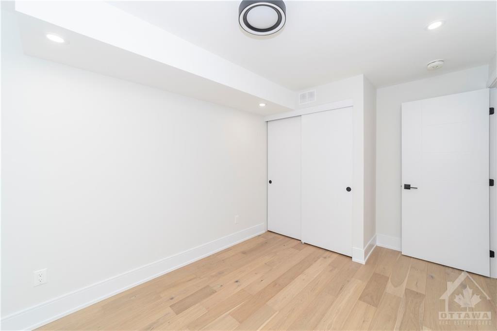 185 CARLETON Avenue, #B