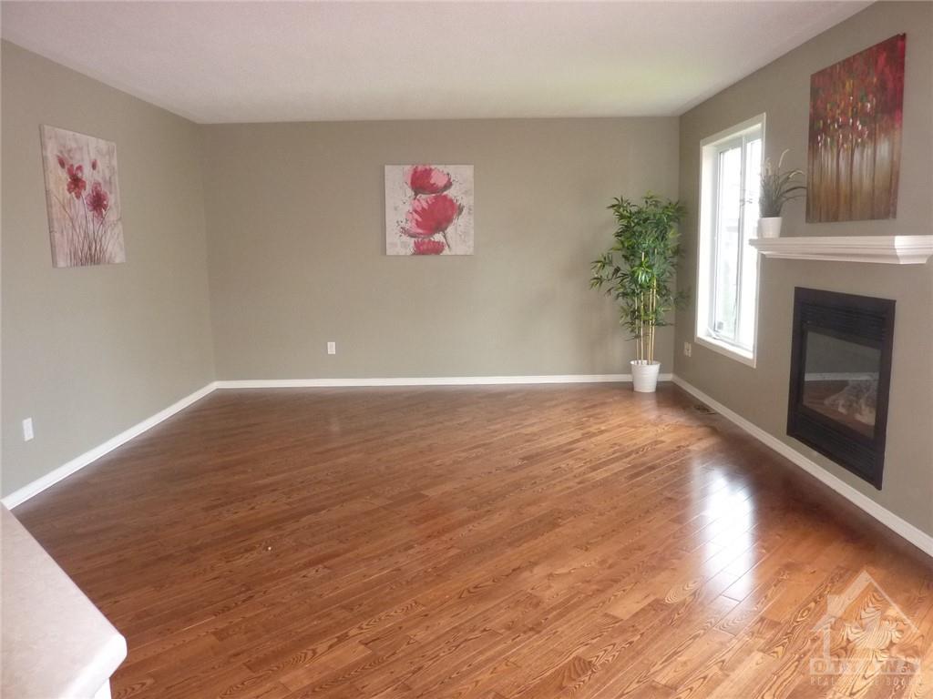 2035 BOISFRANC Circle
