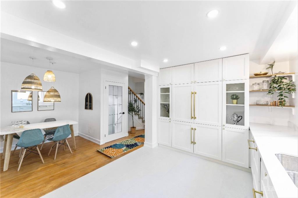 53 MCGIBBON Drive