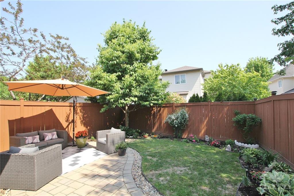 150 WHETSTONE Crescent