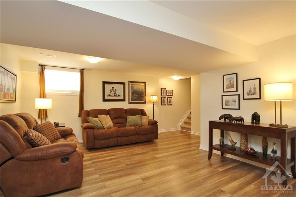 150 WHETSTONE Crescent