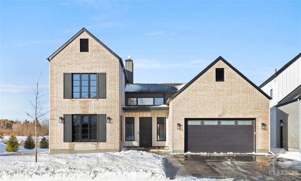 19 TRAILWAY Circle