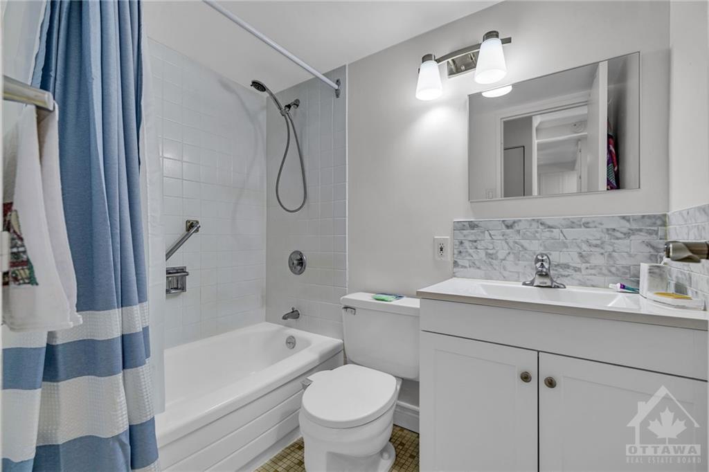 158A MCARTHUR Avenue, #1206