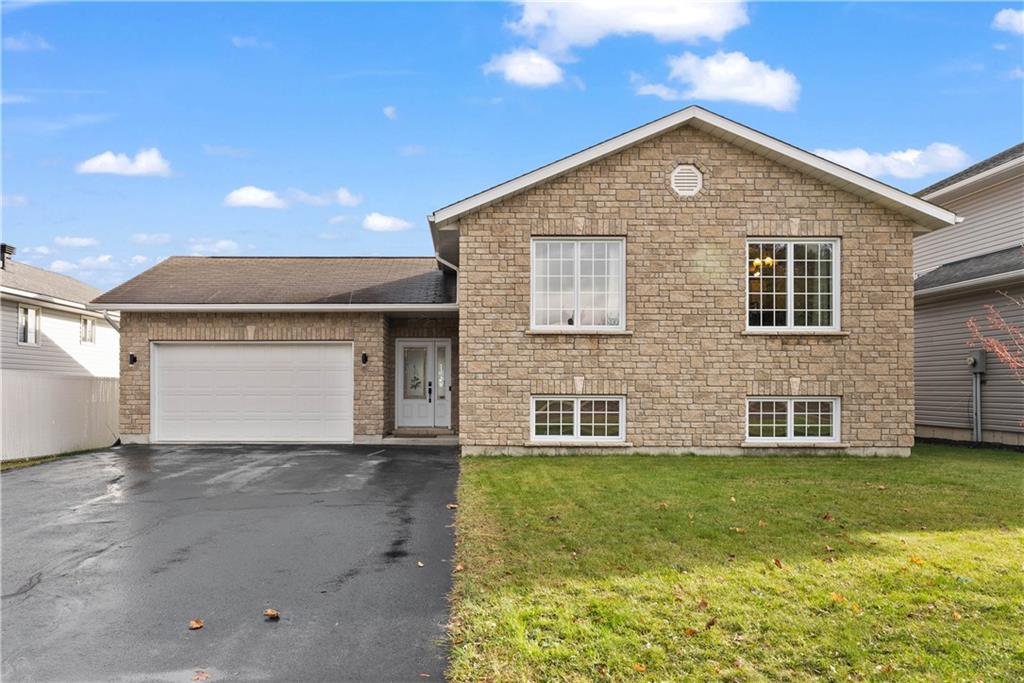 549 ANGUS CAMPBELL Drive