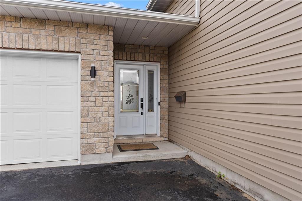 549 ANGUS CAMPBELL Drive