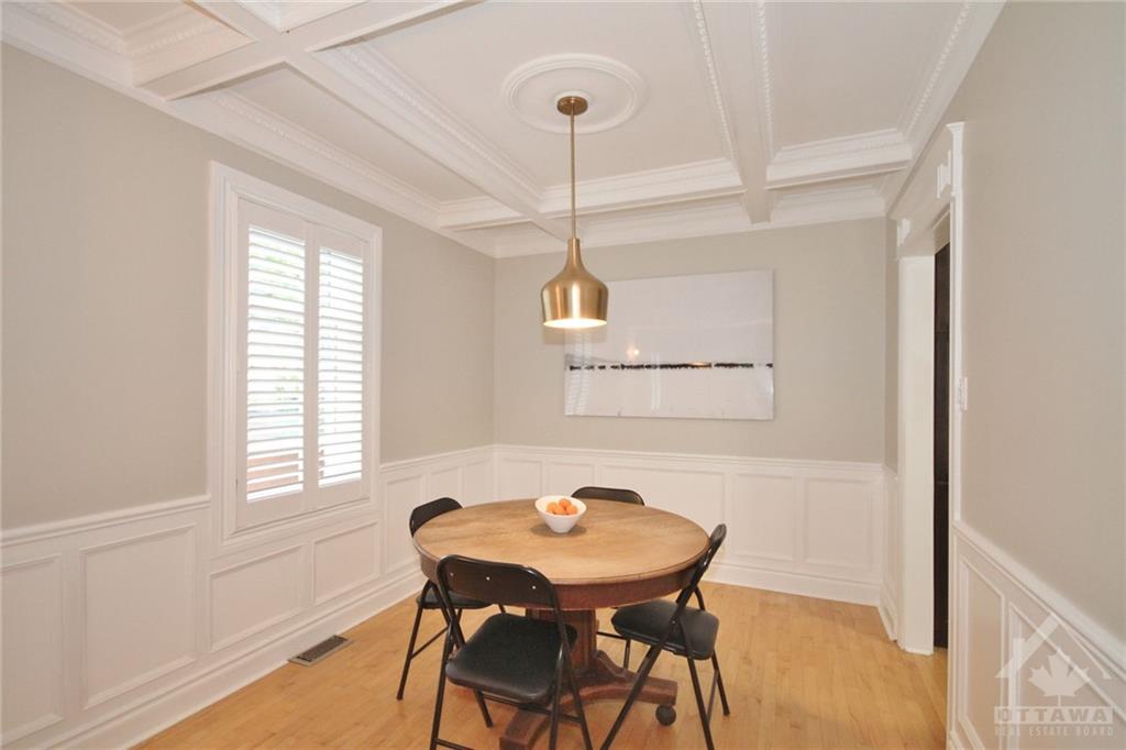 5437 OSGOODE MAIN Street