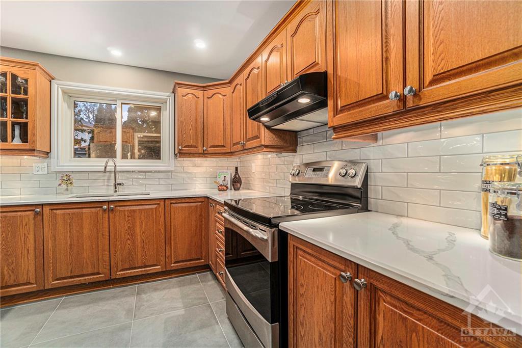 344 RIVER RIDGE Crescent
