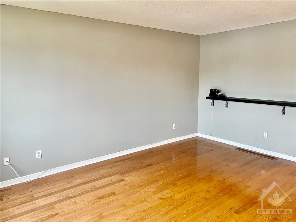 975 PAYER Street
