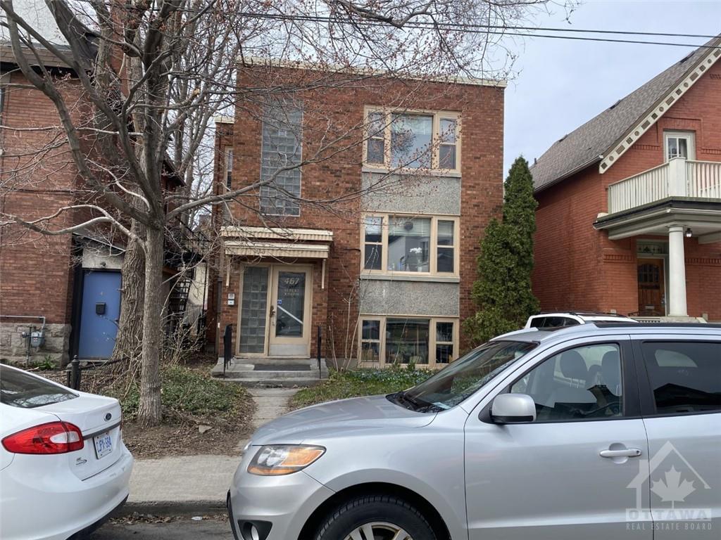 467 BESSERER Street