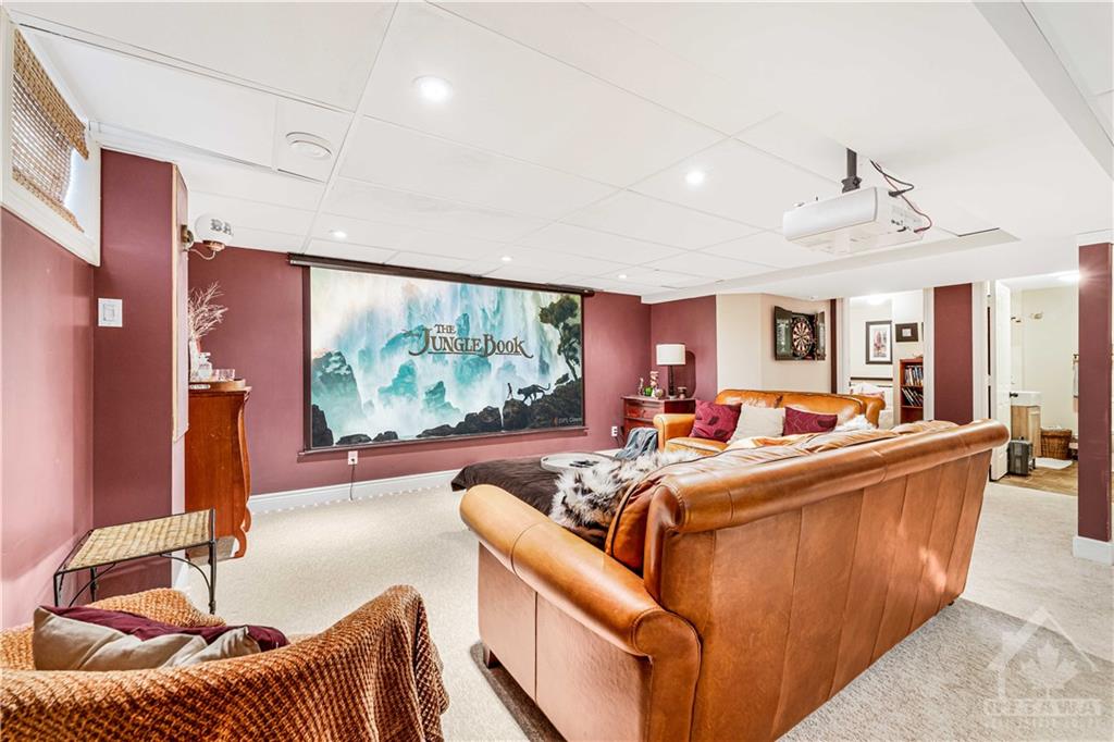 26 PROMENADE Avenue