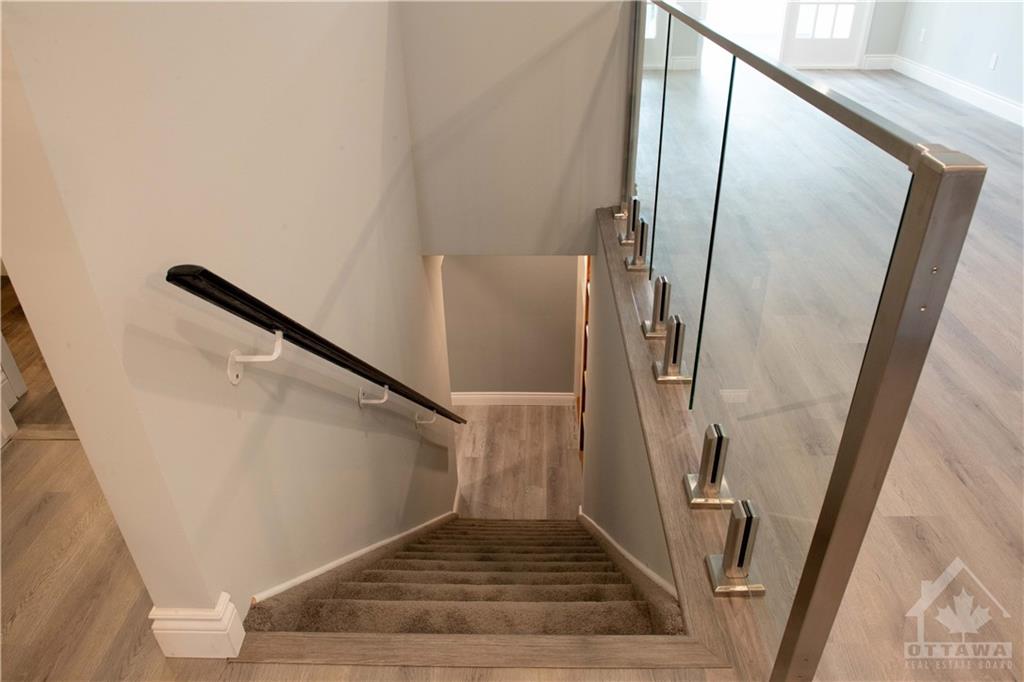 102 INVERARY Drive