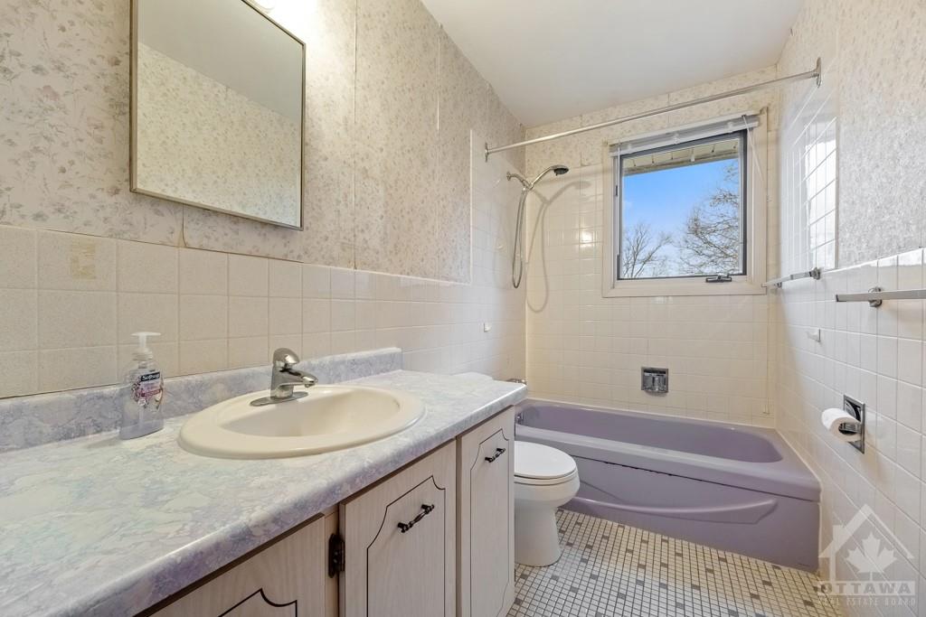 3105 DIAMONDVIEW Road