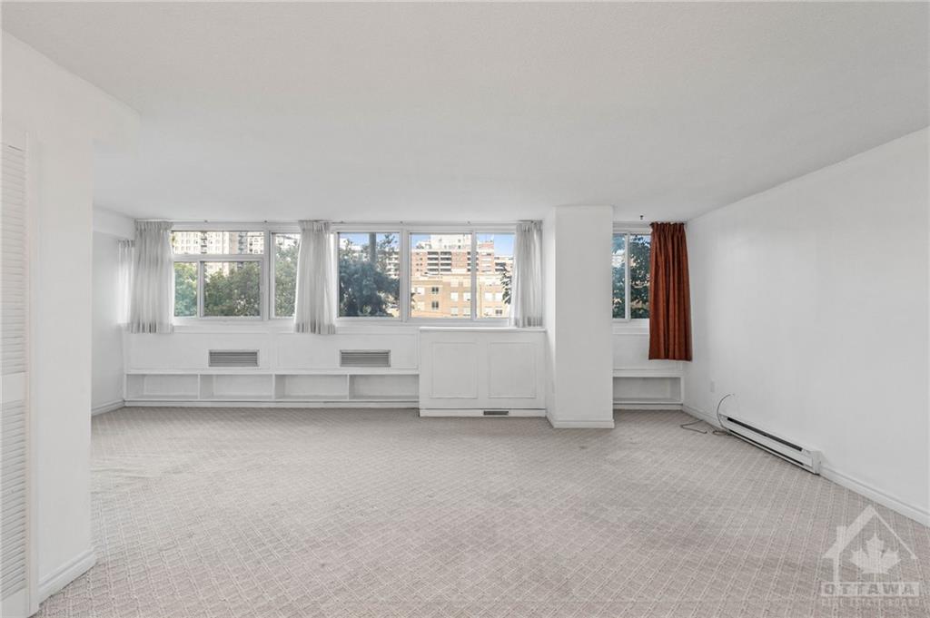 500 LAURIER Avenue W, #303