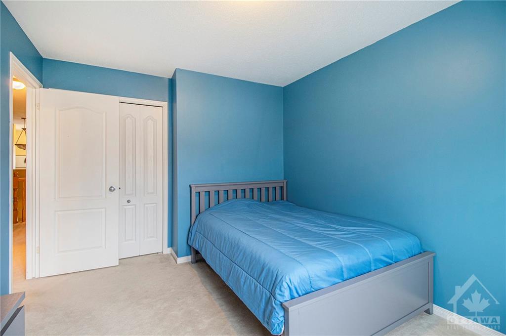 158 EYE BRIGHT Crescent