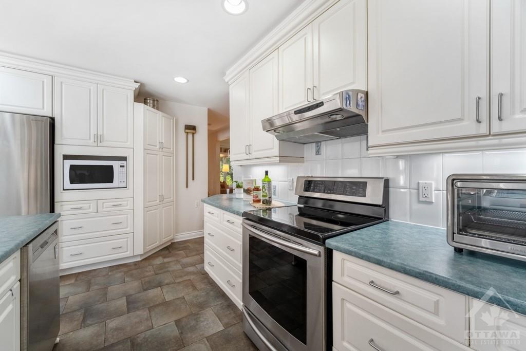 49 CEDAR Road