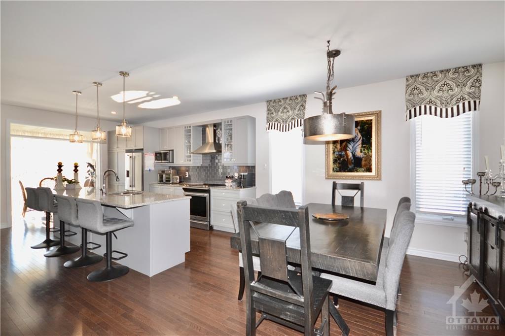 701 DU RIVAGE Street