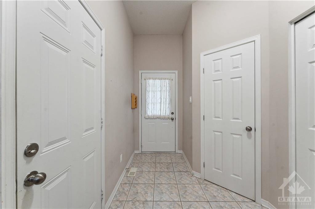206 MACOUN Circle