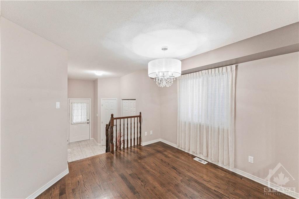 206 MACOUN Circle