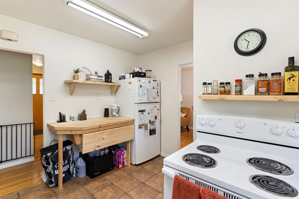 Listing A1128503 - Large Photo # 11