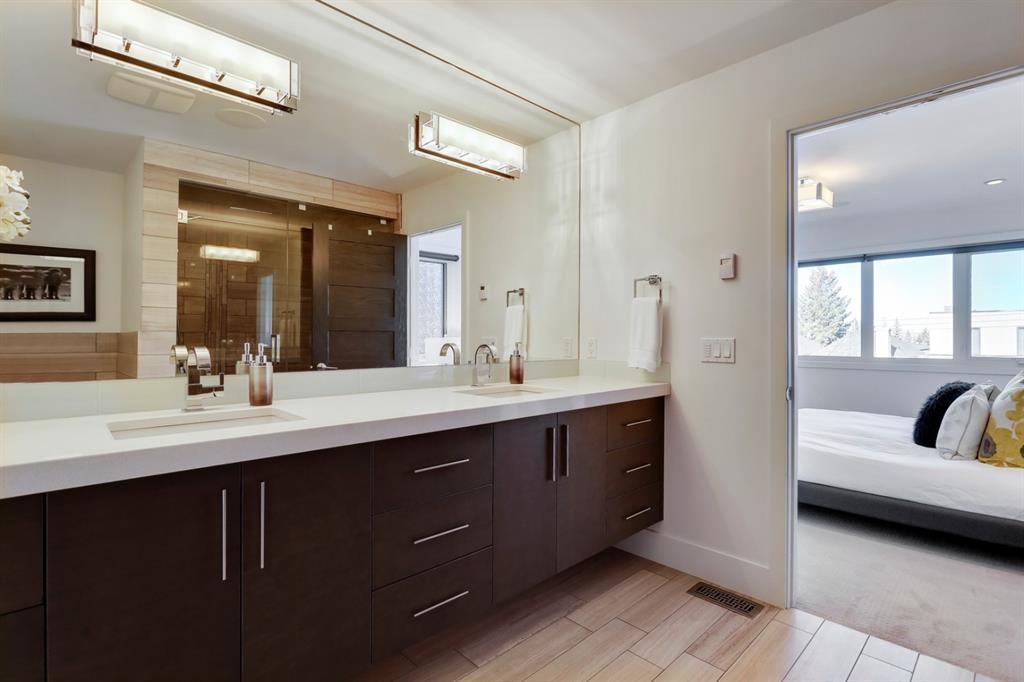 2112 29 Avenue SW, Calgary